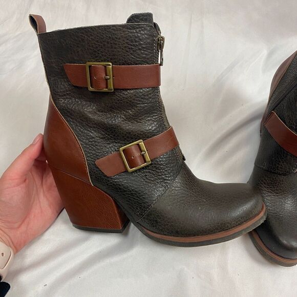 Korks Kork Ease Richard Black Leather Heeled Buckle Ankle Boots Womens Size 7.5 - Picture 3 of 7